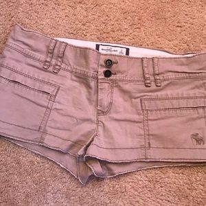 Abercrombie & Fitch khaki shorts